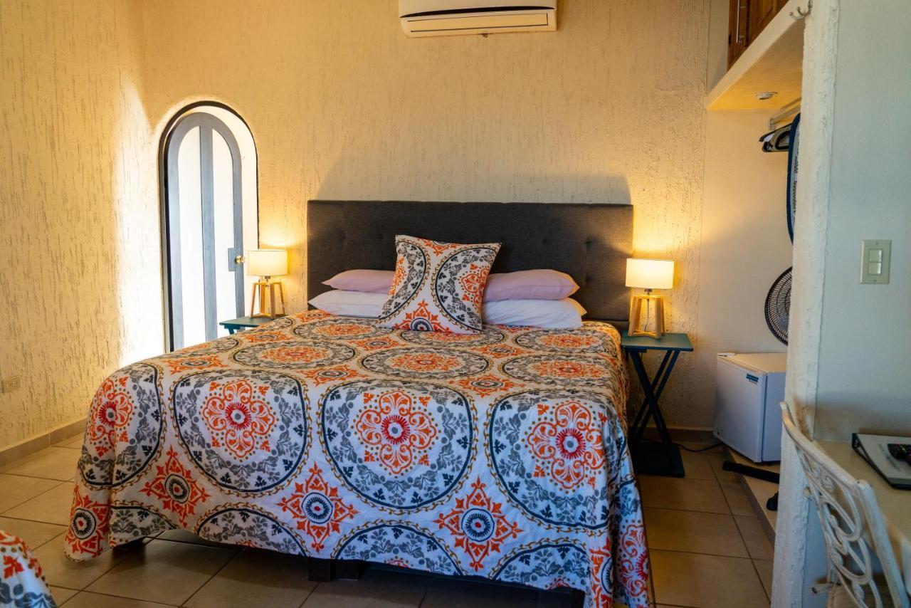 Casa Kootenay Waterfront Bnb La Paz Bagian luar foto