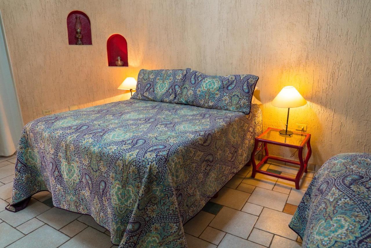 Casa Kootenay Waterfront Bnb La Paz Bagian luar foto