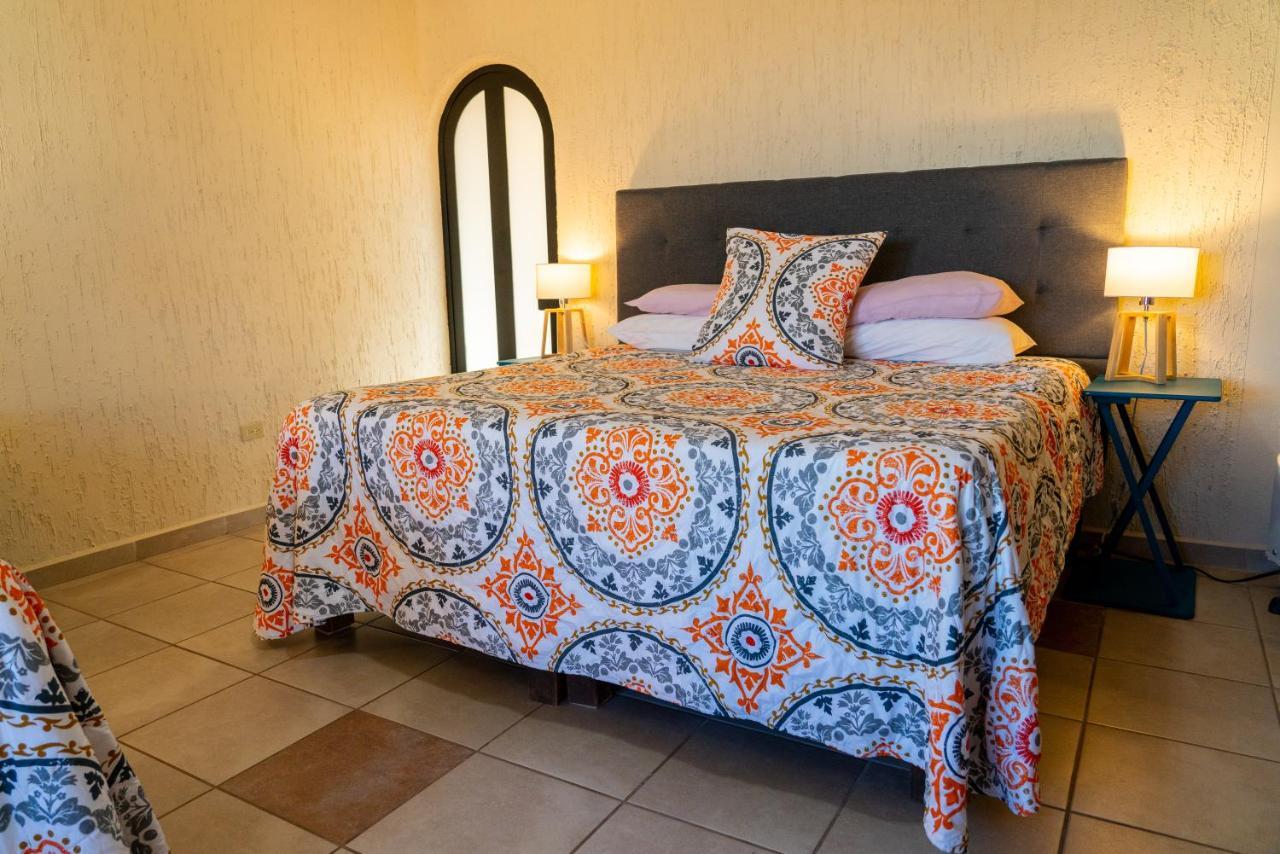 Casa Kootenay Waterfront Bnb La Paz Bagian luar foto